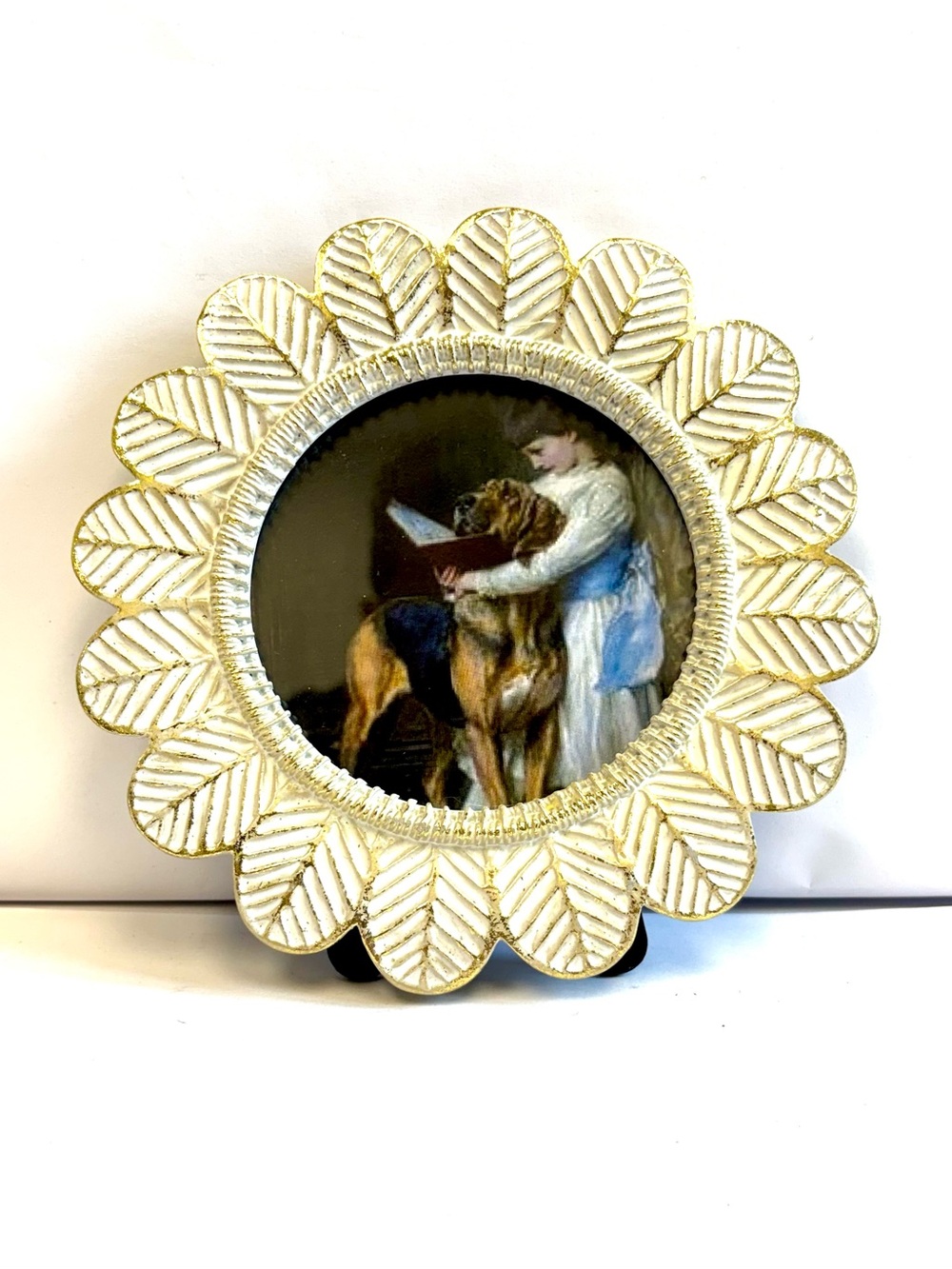 Vintage Style Picture Frame Sunburst Leaf Pattern Ivory & Gold Leaf F441006